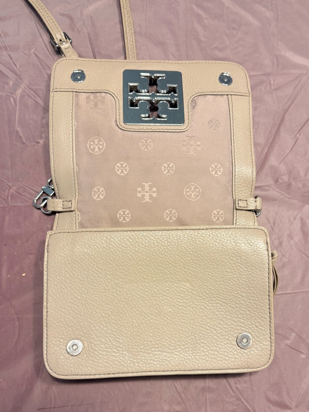 Tory Burch Britten French Gray Leather Silver Crossbody Purse Handbag - Picture 7 of 14